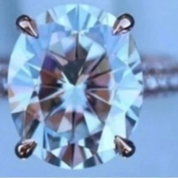 10 Carat Zircon Gold plated Ring! New in gift box - Picture 8 of 10